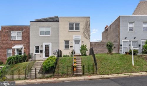 1151 Summit St, Washington, DC 20002-3111