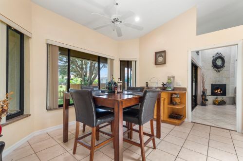 514 Clf Rd, Fort Pierce FL 34984-6226 exterior