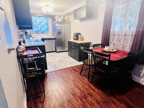 6715 Buchanan Ave, Pittsburgh PA  15122-2729 exterior