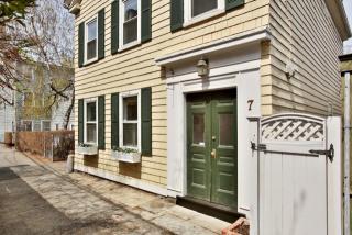 7 Concord Ave, Boston MA  02129-3110 exterior
