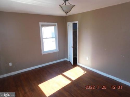 20 Steinway Ave, Trenton NJ 08618-1614 exterior