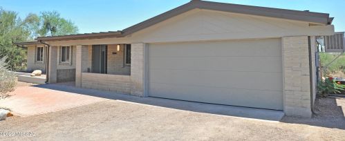 3584 Gibbon Mountain Pl, Tucson, AZ 85718-2201