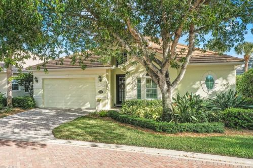 2332 Is Cv Cir, Naples FL 34109-0343 exterior