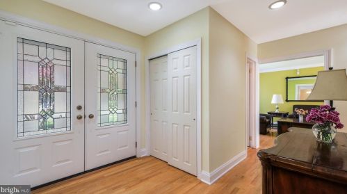 3653 Warfield Dr, Huntingdon Valley PA 19006-3423 exterior