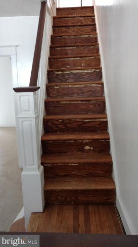 124 Albanus St, Philadelphia PA 19120-3505 exterior