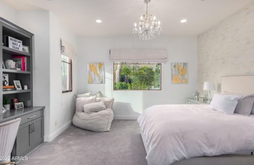 4450 54th St, Phoenix AZ 85018-1905 exterior