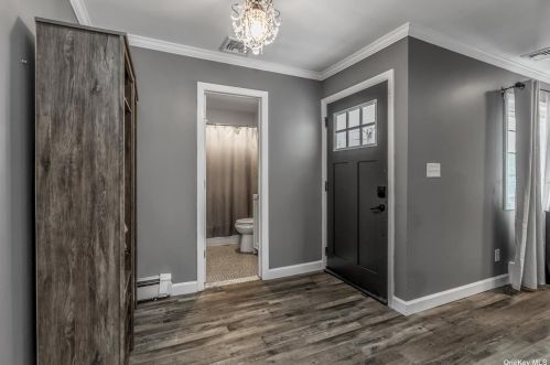 20 Arcadia Dr, Huntington Station NY  11746-6934 exterior