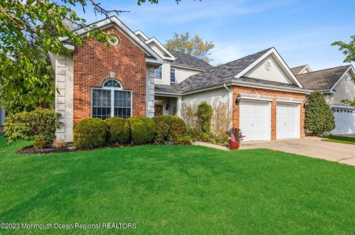 44 Cypress Point Ln, Jackson Twp NJ  08527-4017 exterior