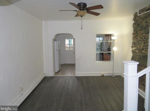 123 Levering St, Philadelphia PA 19127-1403 exterior