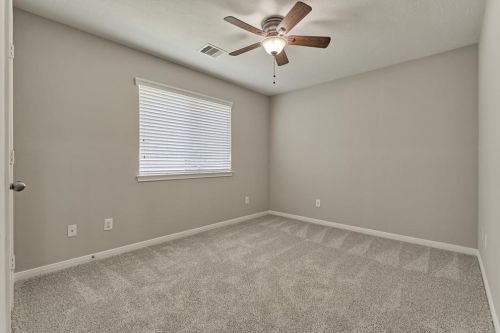 12222 Hawthorne Dr, Montgomery TX 77356-5449 exterior