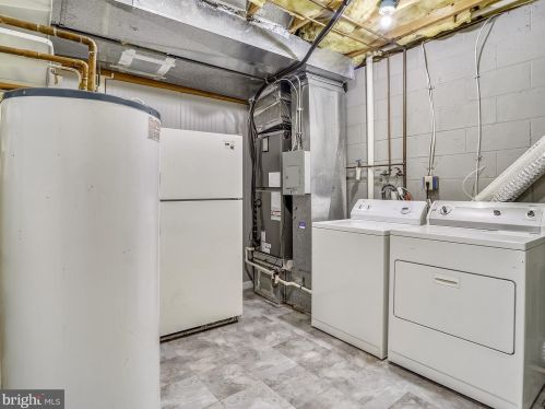 441 Lincoln Dr, Glen Burnie MD 21060-8706 exterior