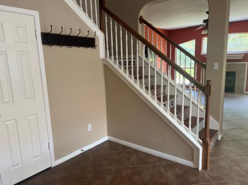 1734 Chasewood Dr, Austin TX  78727-6380 exterior