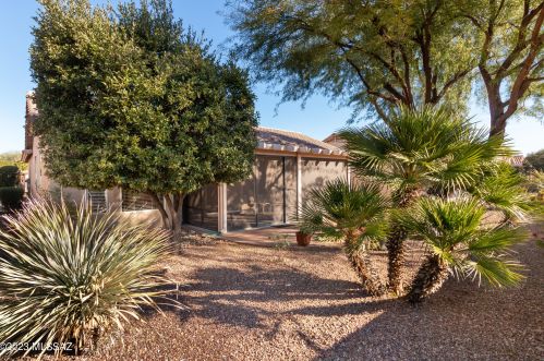 7655 Summer Scene Dr, Tucson AZ  85743-5184 exterior