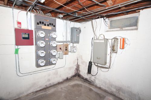 4723 13 St, Milwaukee WI 53221-2460 exterior