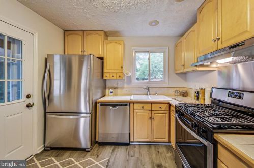 3200 Kayson St, Silver Spring MD 20906-3942 exterior