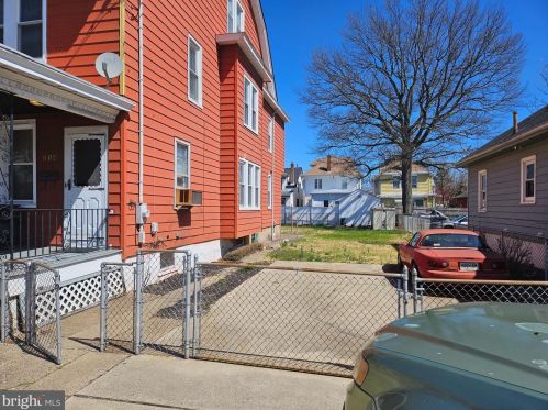 214 Commonwealth Ave, Trenton, NJ 08629-2620