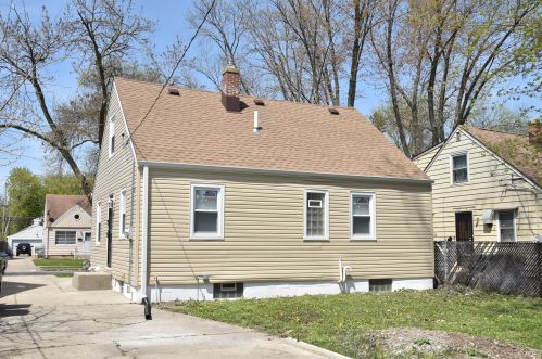 5132 57th St, Milwaukee WI  53218-4216 exterior