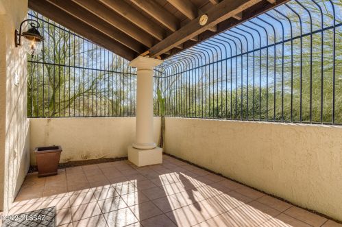 977 Palma De Pina, Tucson AZ 85704-3957 exterior