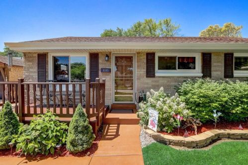 3331 69th St, Milwaukee, WI 53219-4036