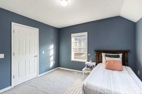 210 Maple St, Kalamazoo MI 49004-1315 exterior