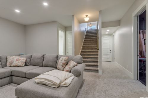 11623 Broadview Way, Sandy UT 84092-5628 exterior