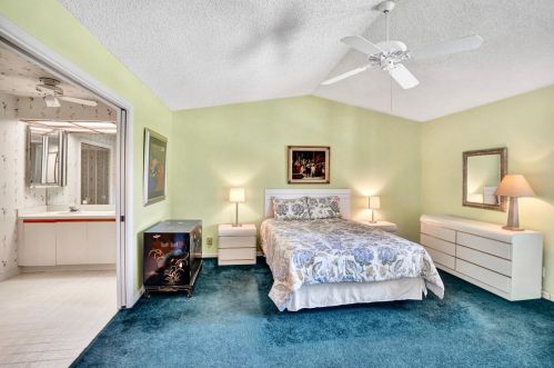 11217 Aspen Gln Dr, Boynton Beach FL 33437-1835 exterior