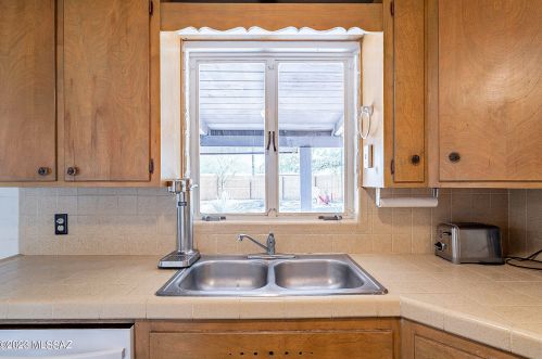 5732 Mabel St, Tucson AZ  85712-5013 exterior