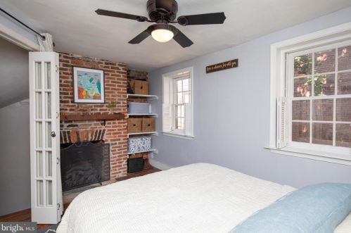 401 Iseminger St, Philadelphia PA  19147-1113 exterior