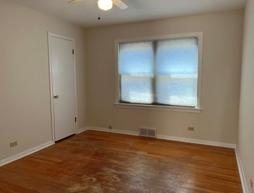 5155 Central Ave, Chicago IL 60804-4352 exterior