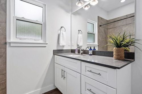 294 Ridgecrest Dr, Fort Pierce FL  34953-8303 exterior