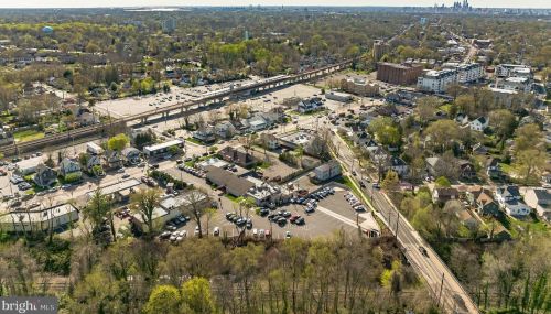 319 Marne Ave, Tavistock NJ 08033-1444 exterior