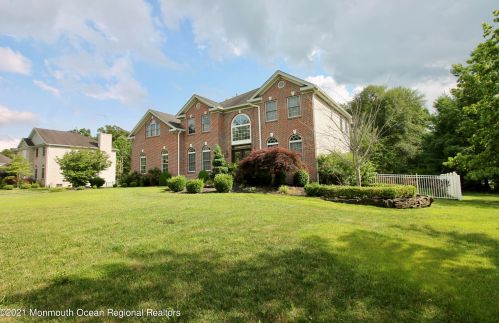 20 Cedarview Ave, Jackson Twp, NJ 08527-4887
