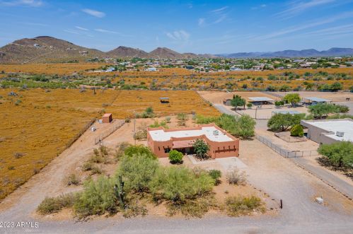 37906 21st Ave, Phoenix AZ  85086-9151 exterior