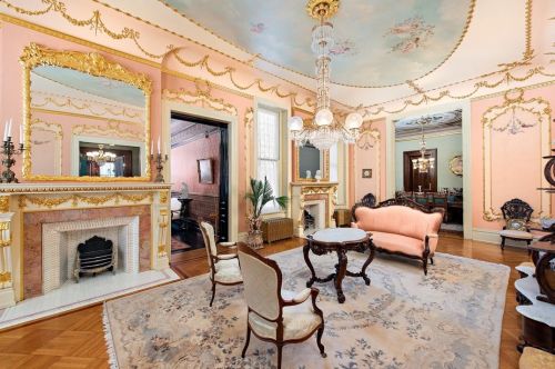 5501 Elgin St, Pittsburgh PA 15206-1432 exterior