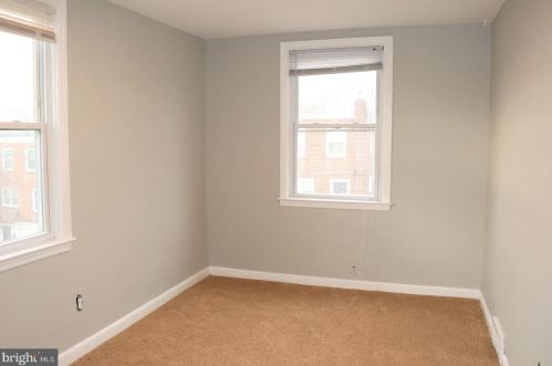 522 2 St, Darby PA 19023-3105 exterior