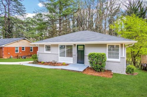 2604 Harmony Way, Atlanta GA  30344-2047 exterior