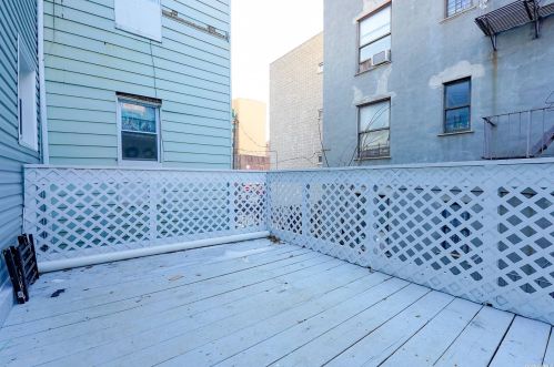 2317 Bassford Ave, Bronx NY 10458-7814 exterior