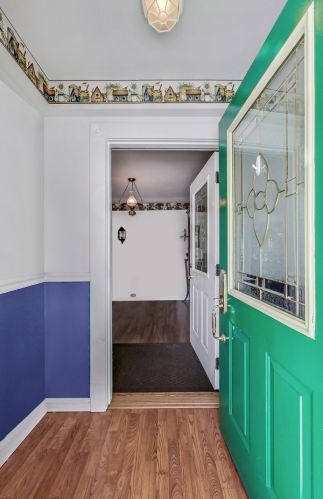 5950 Ozanam Ave, Chicago IL 60631-2235 exterior