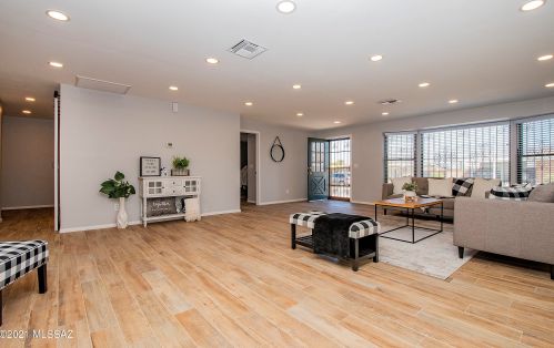 8302 3 St, Tucson AZ 85711-1518 exterior