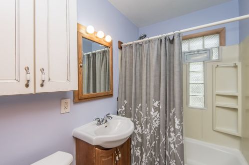 536 54 St, Milwaukee WI 53210-2327 exterior