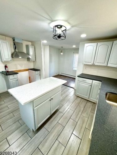 512 Hamilton St, Rahway NJ 07065-3317 exterior