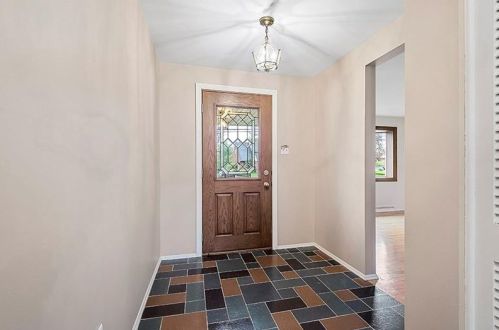 856 Lovingston Dr, Pittsburgh, PA 15216-1726