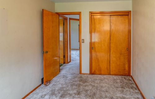 559 Oakcrest St, Wyoming MI exterior