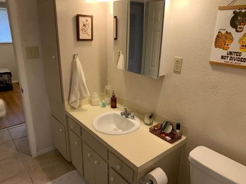 4804 Aberdeen Dr, Austin TX 78745-2108 exterior