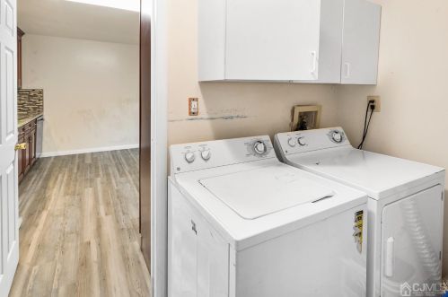 17 Ashley Dr, Old Bridge NJ 08857-2929 exterior