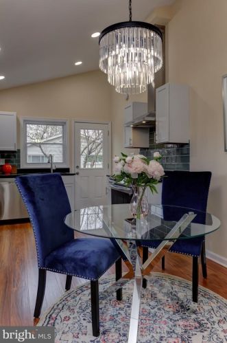 4513 Apple Tree Dr, Alexandria VA  22310-2901 exterior