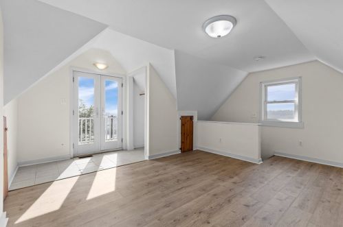 2133 Beckert Ave, Pittsburgh PA 15212-1408 exterior