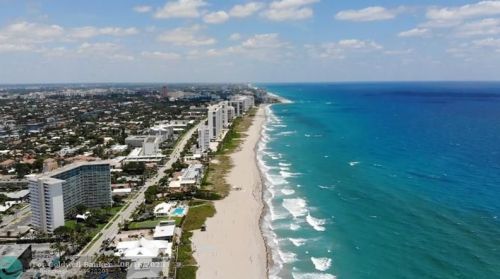 21894 Lake Forest Cir, Boca Raton FL  33433-3303 exterior