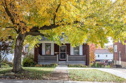 223 Academy Ave, Pittsburgh, PA 15228-1233