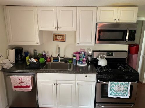 57 Maple Ave, North Andover MA 01845-3613 exterior